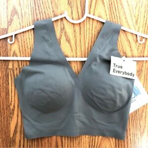 True & Co vneck wireless bra